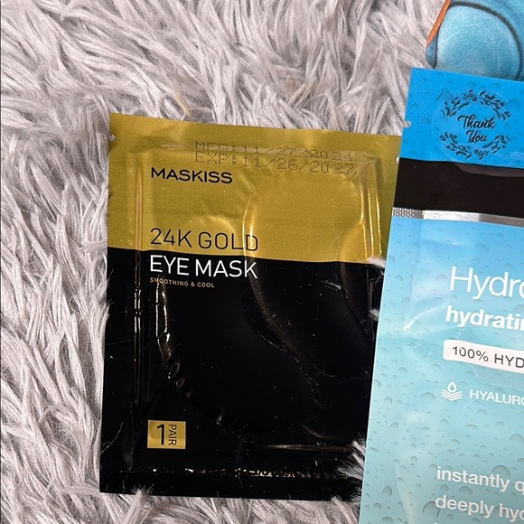 Ipsy Bag & Beauty Bundle Neutrogena Hydro Boost Mask HASK Shea Deep Cond. Mask + - Picture 4 of 10
